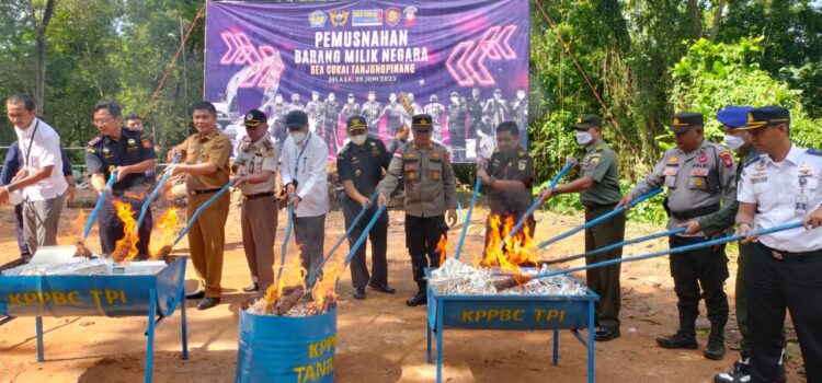 Pemusnahan Barang Milik Negara oleh Dirjen Bea dan Cukai